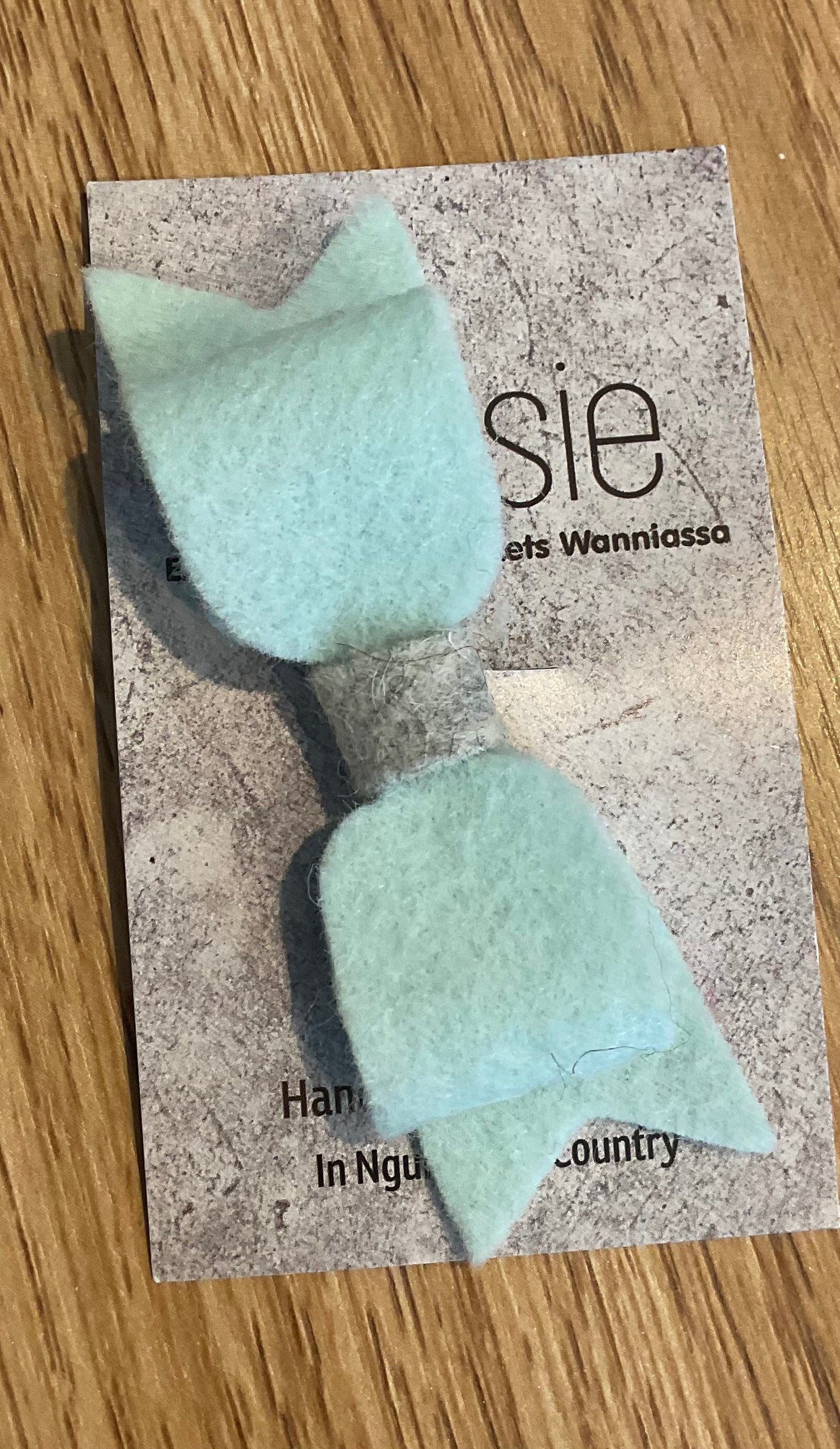 *Felt Hair Bow Single Clip