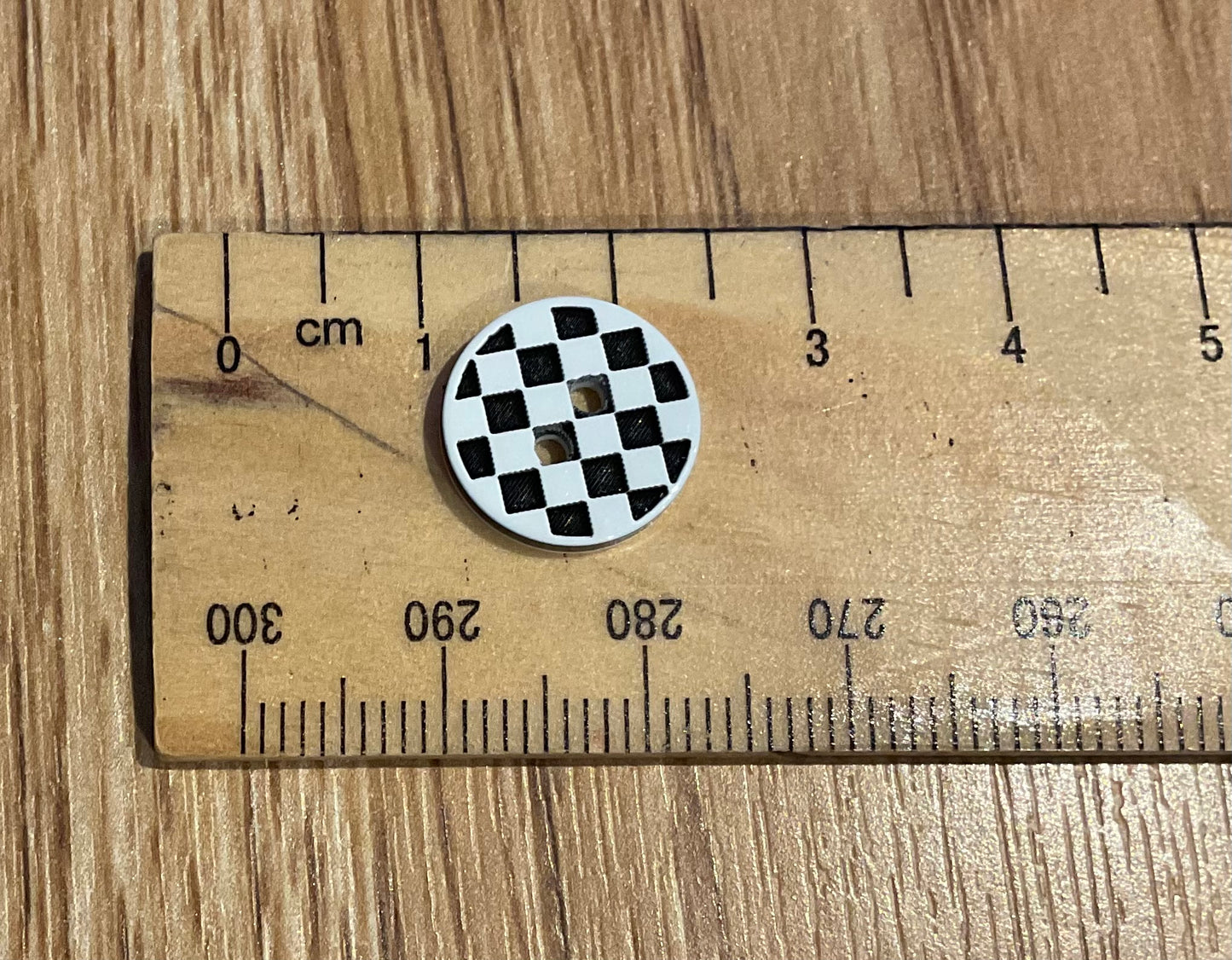 *Loose Buttons -Acrylic Checkered