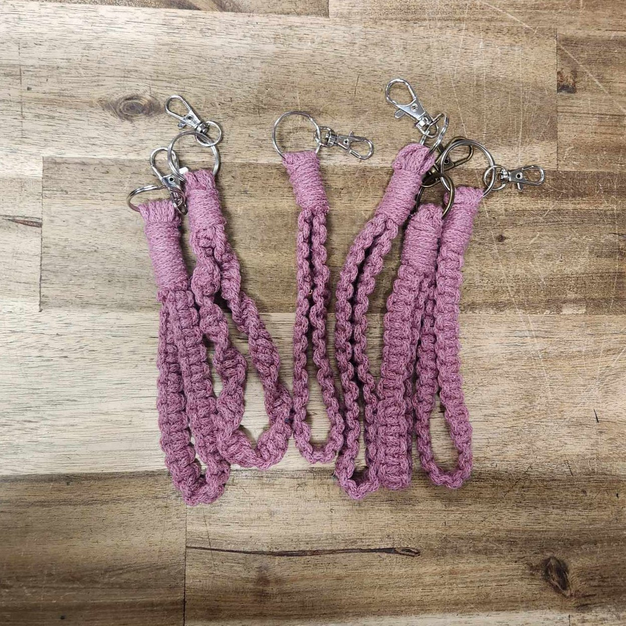 Macrame Keychain - Loop