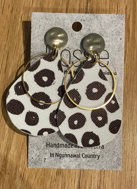 *Earrings Black and White Circle Print Dangles