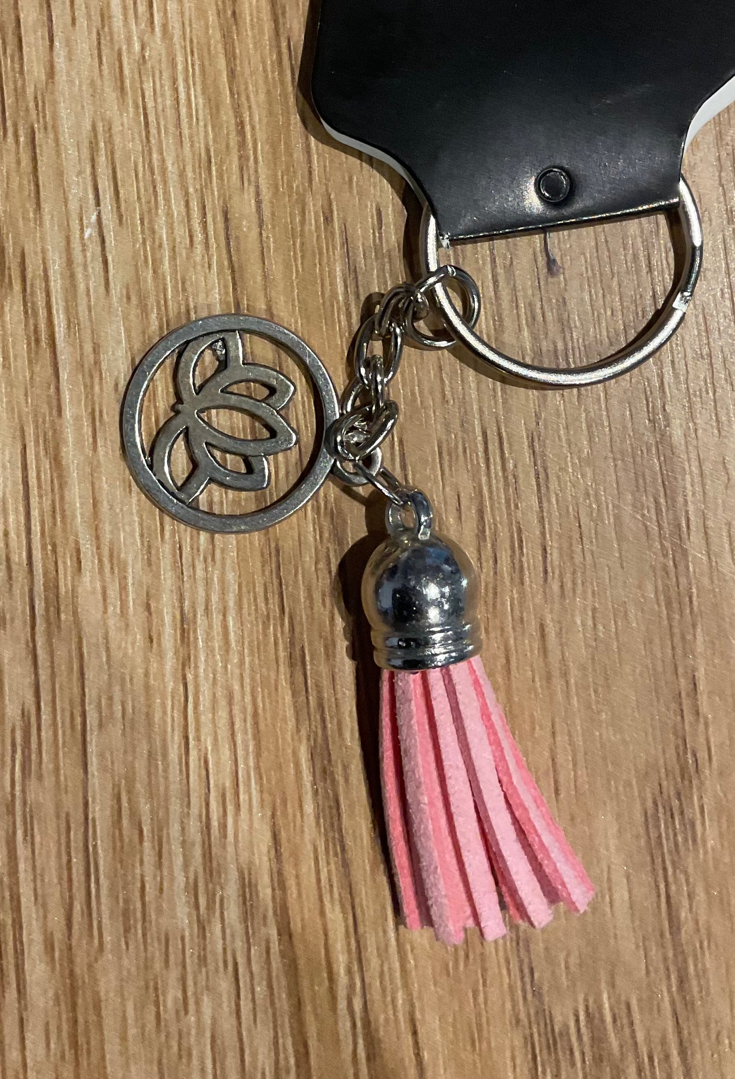 *Keychain - Tassel and Lotus