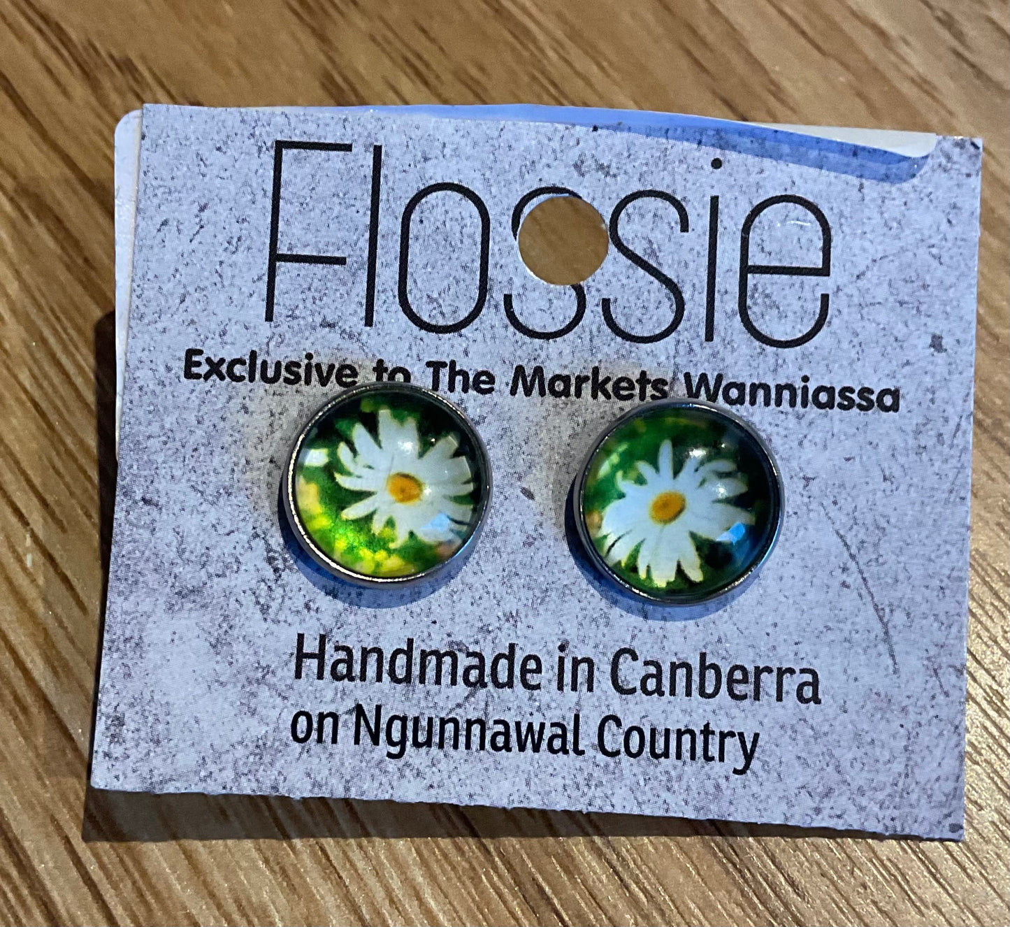 *Earrings Flower  Glass Dome Studs