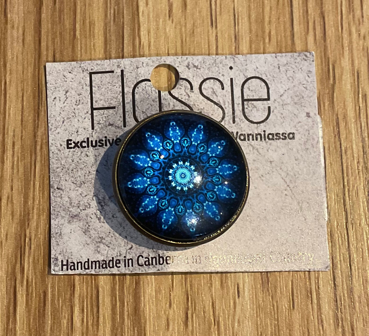 *Brooch Glass Dome