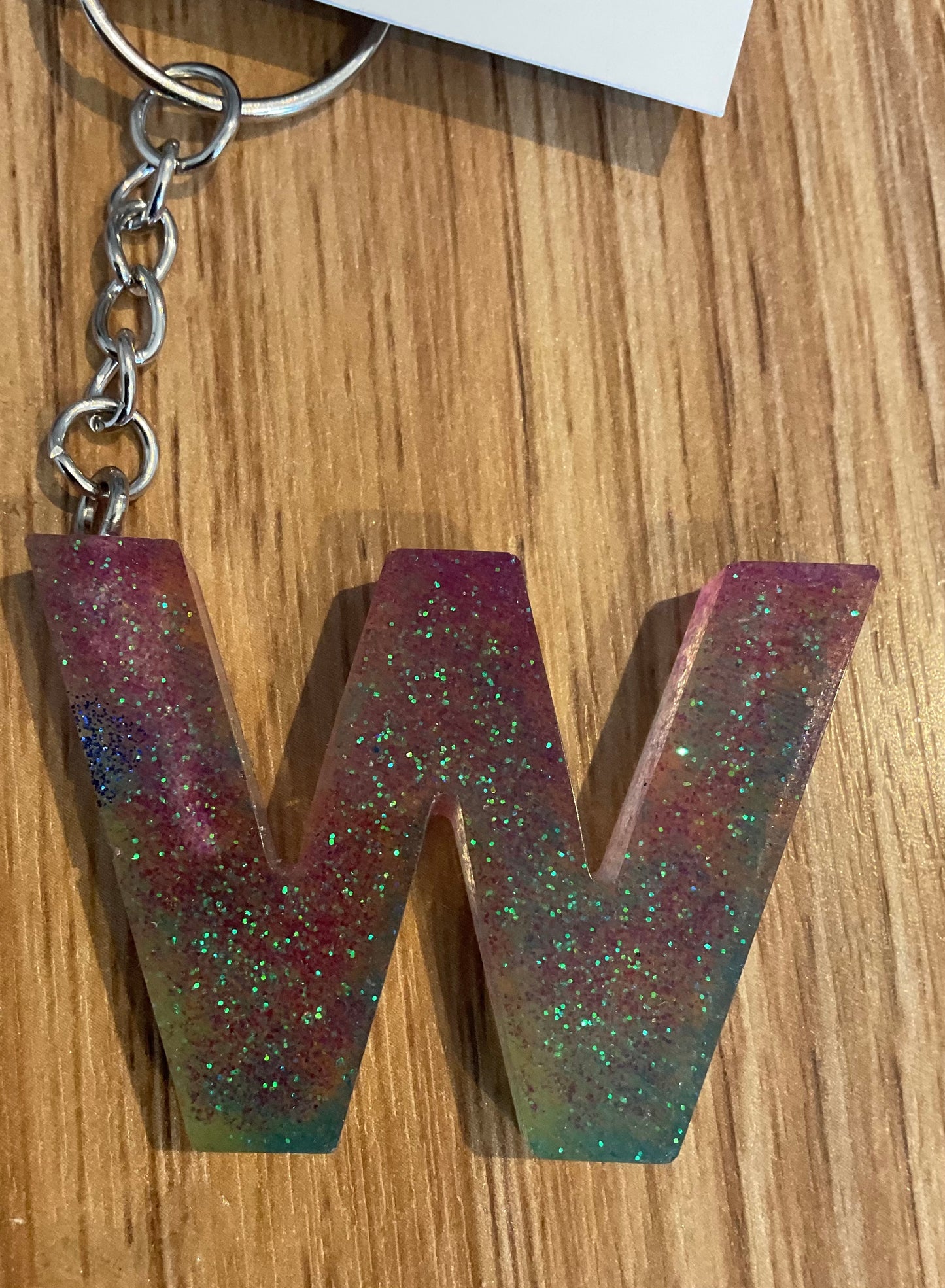 *Keychain Resin Letter W