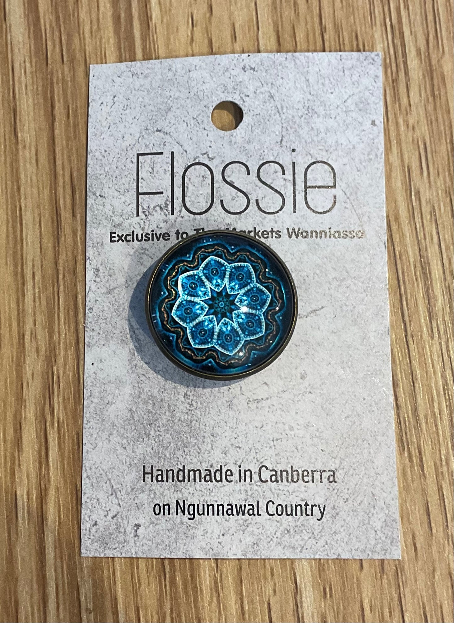*Brooch Glass Dome