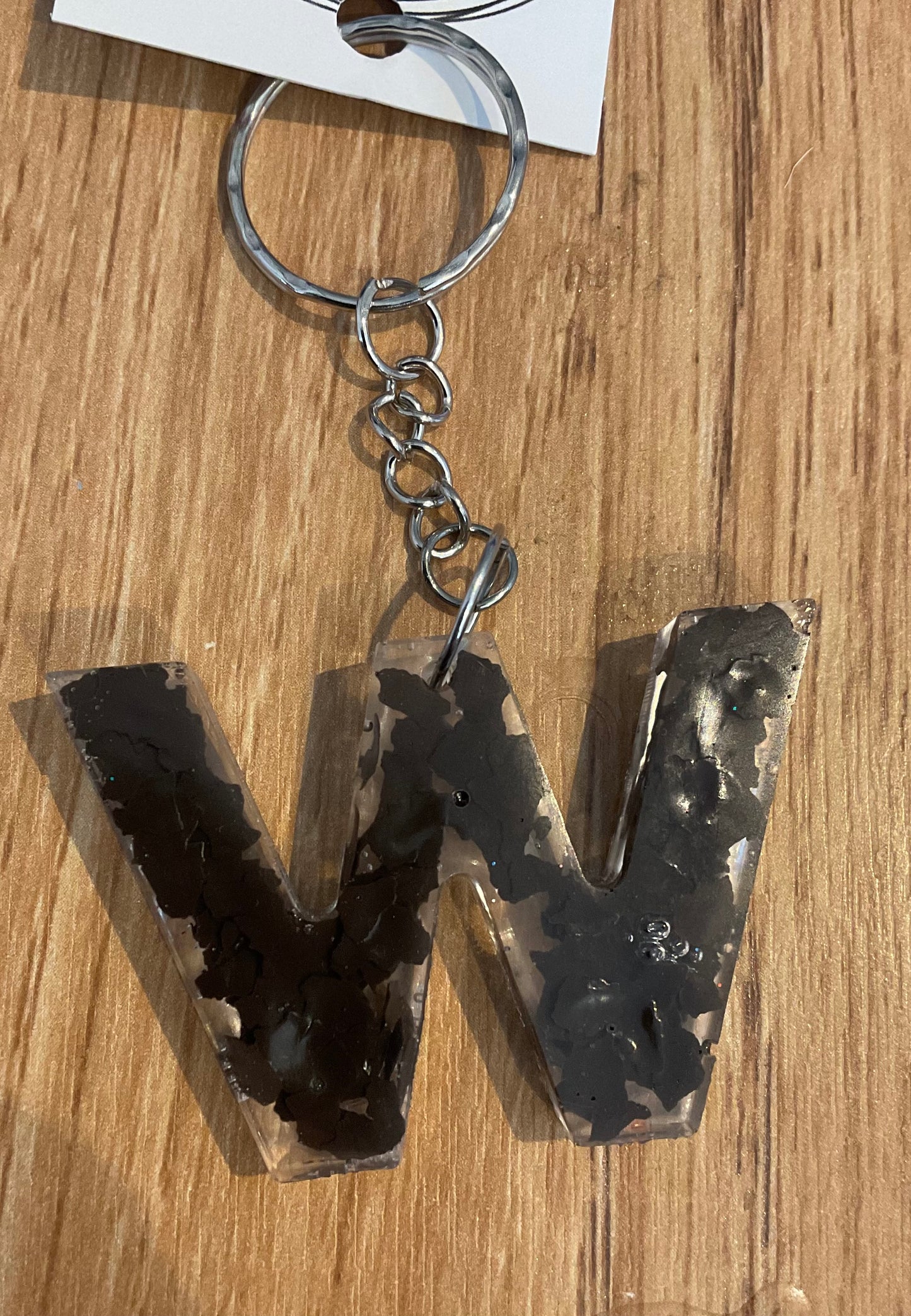 *Keychain Resin Letter W