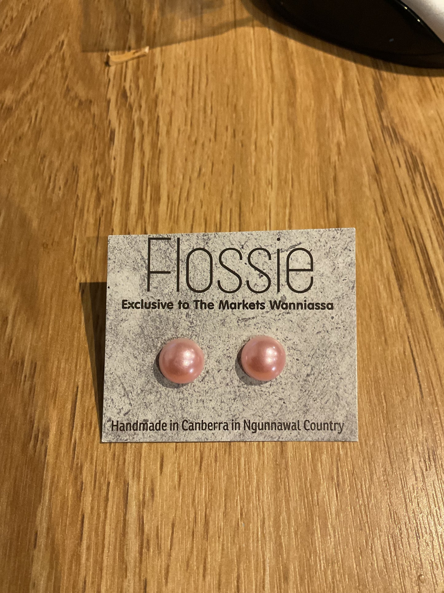 *Earrings Glass Dome Studs Faux Pearl pink