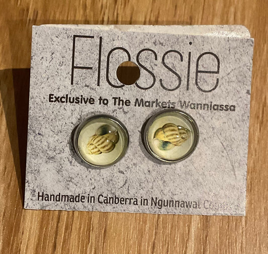 *Earrings Seashell Glass Studs