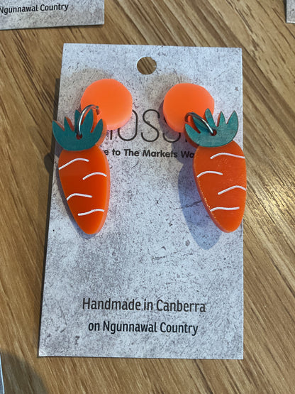 *Earrings Carrot Dangles