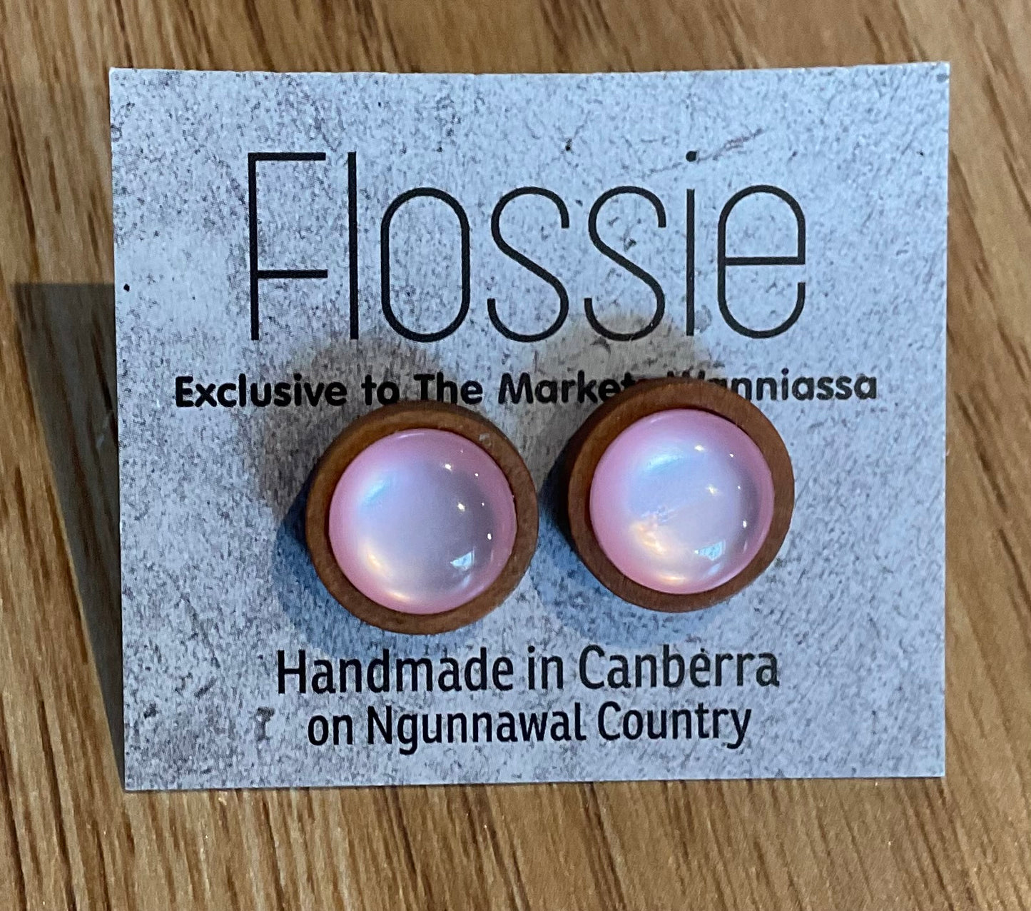 *Earrings Wooden Pearly Pink Dome Studs