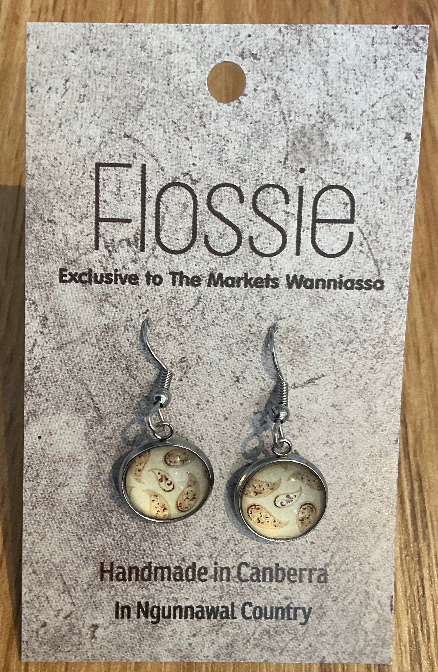*Earrings Seashell Glass Dome Dangles