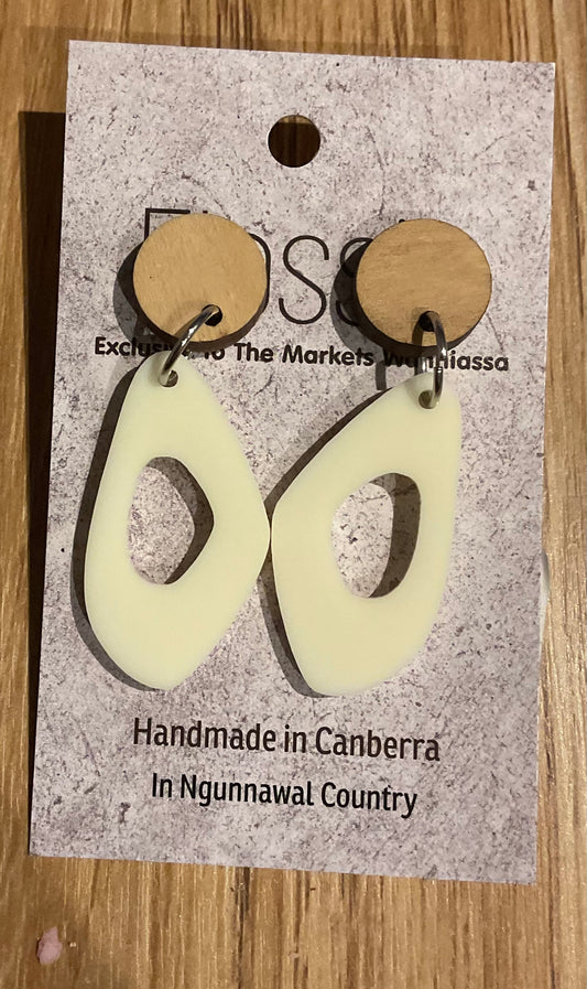 *Earrings Acrylic Cream Dangles