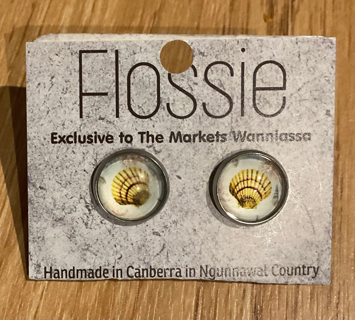 *Earrings Seashell Glass Studs