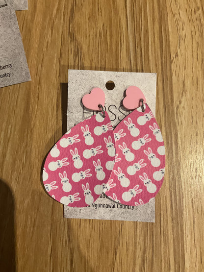 *Earrings Vinyl Pink Bunnies Dangles