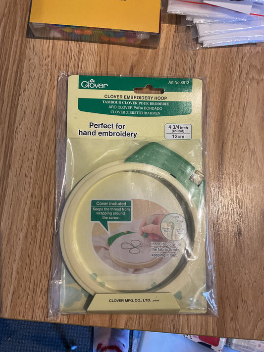 *Clover Embroidery Hoop 12cm Tension