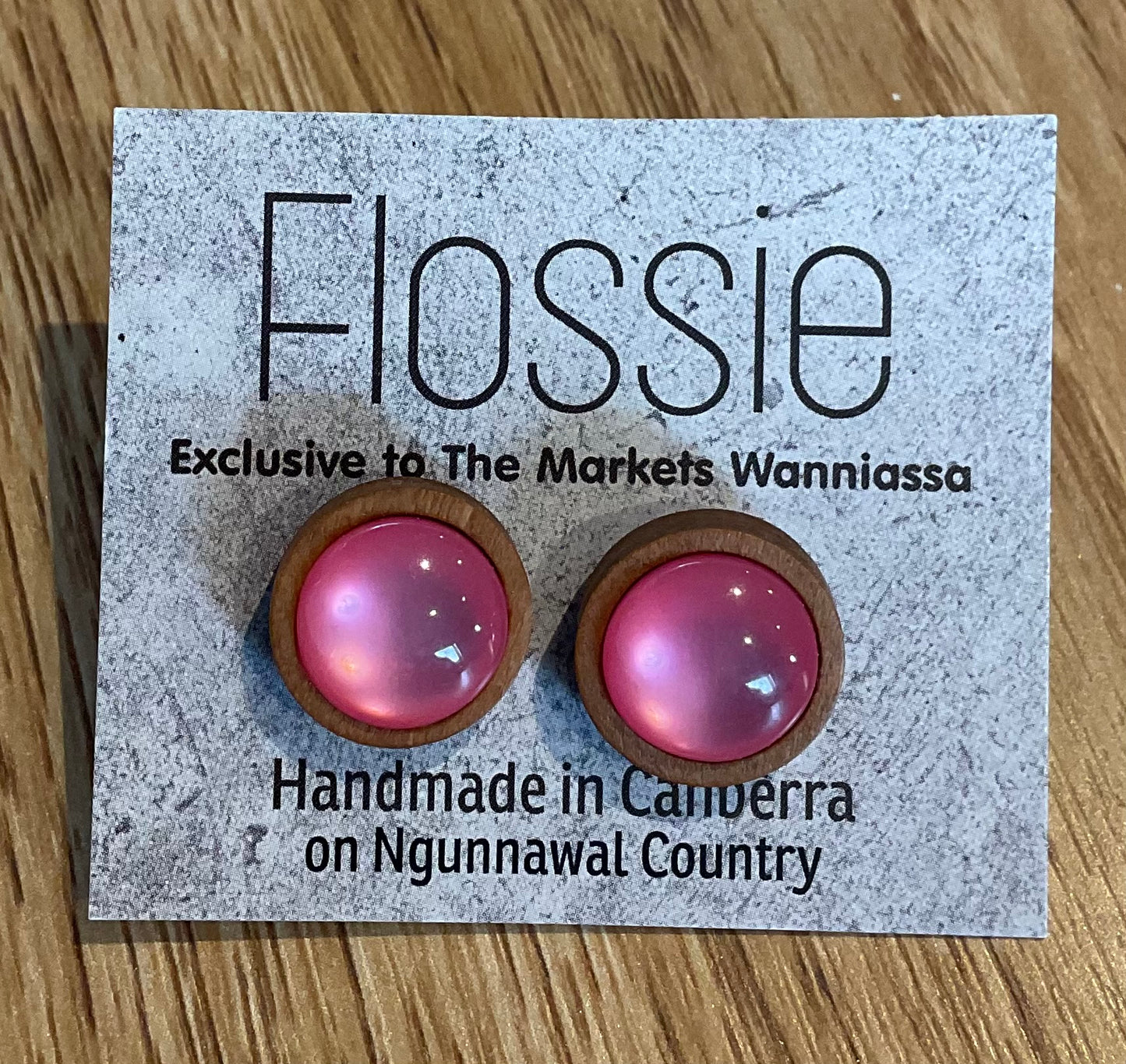 *Earrings Wooden Pearly Pink Dome Studs