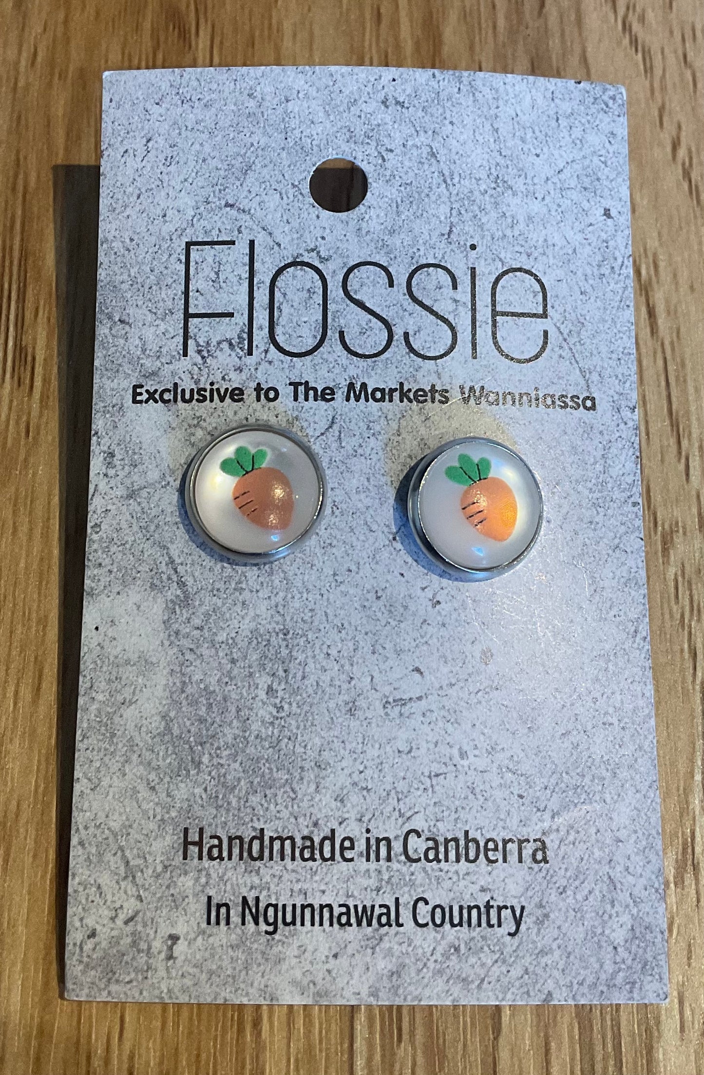 *Earrings Carrot Glass Dome Studs