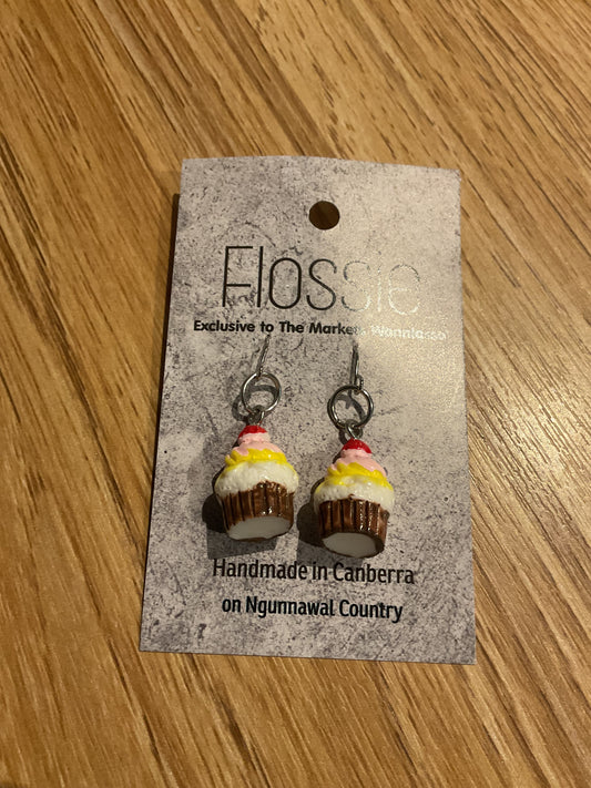 *Earrings Cupcake Dangles
