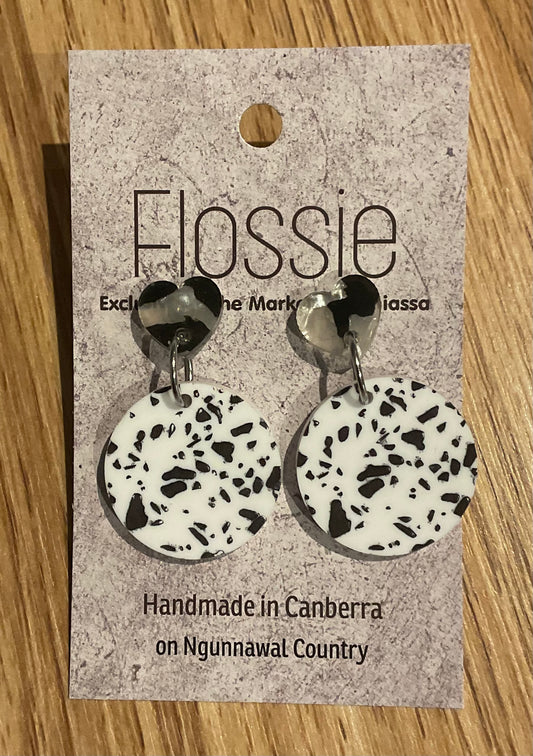 *Earrings 2.5cm Round White/Black Dangles