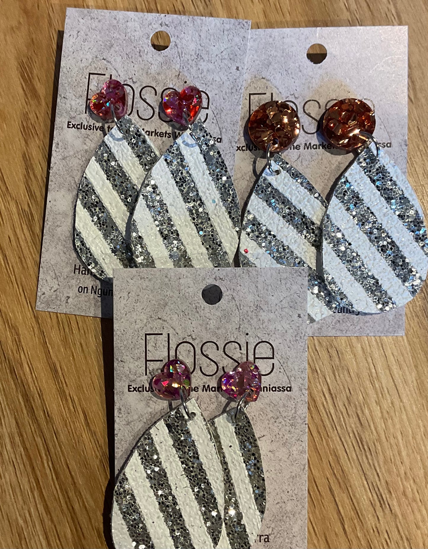 *Earrings Silver Striped Glitter Dangles