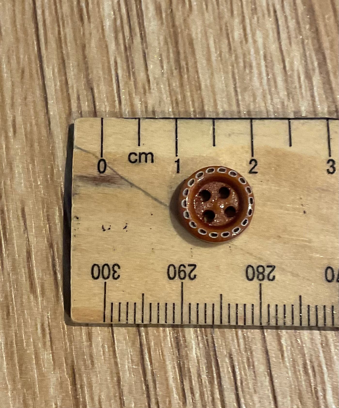 *Loose Buttons -Wooden Round