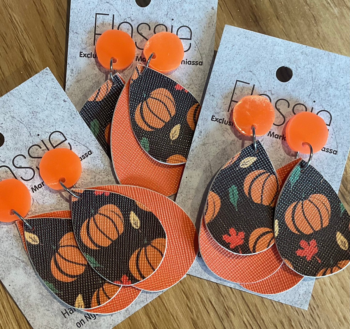 *Earrings Pumpkin Dangles
