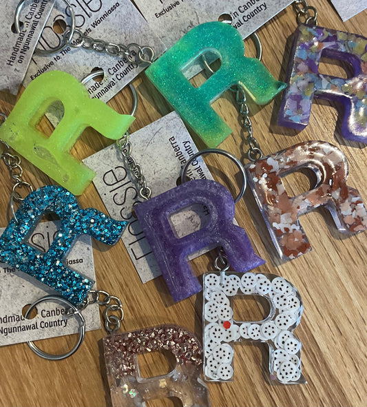 *Keychain Resin Letter R