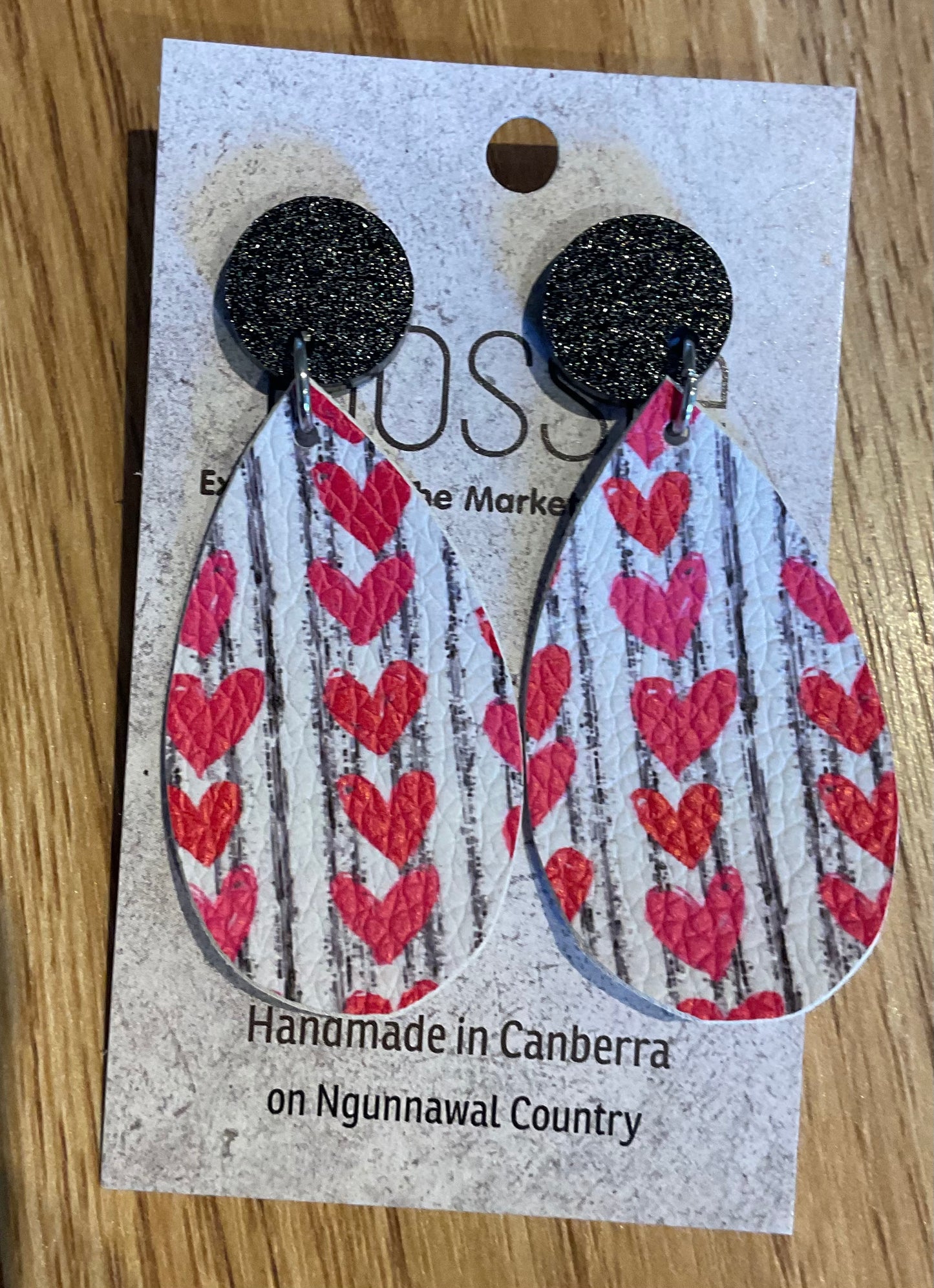 *Earrings Love Heart Dangles