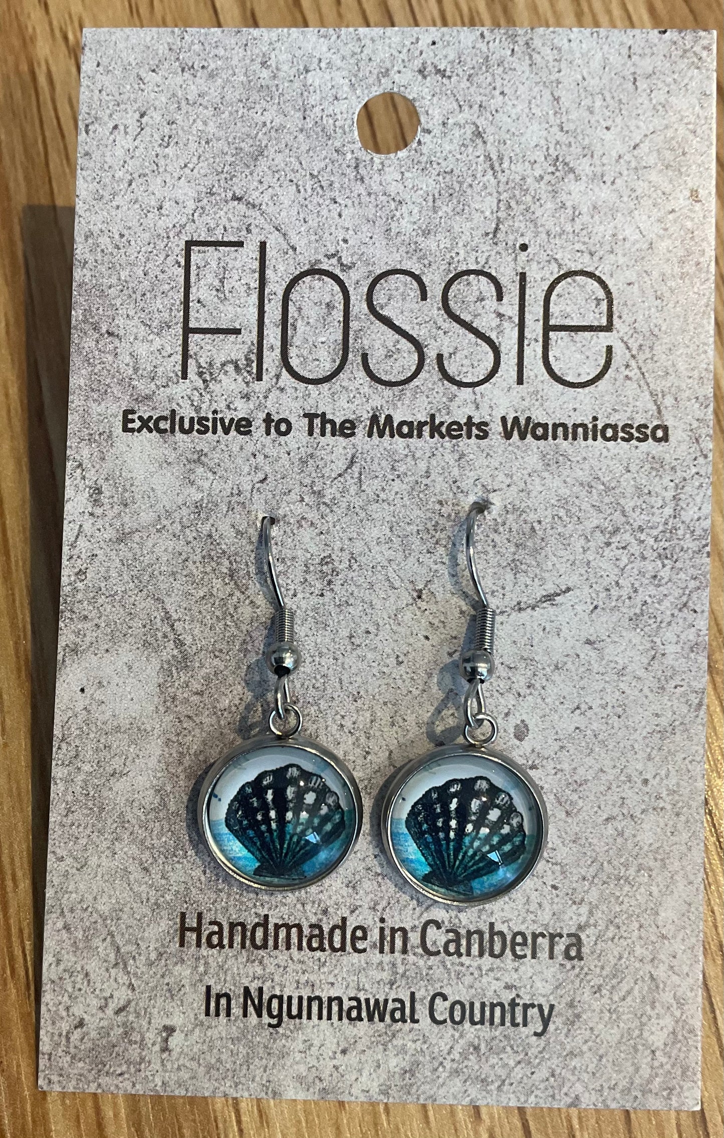 *Earrings Glass Dome Dangles Seashell
