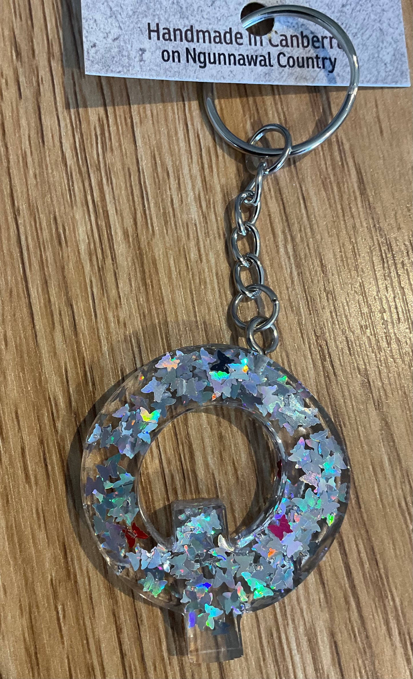 *Keychain Resin Letter Q