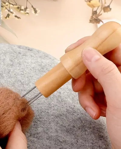 Needle Felting Needles and Needle Holder