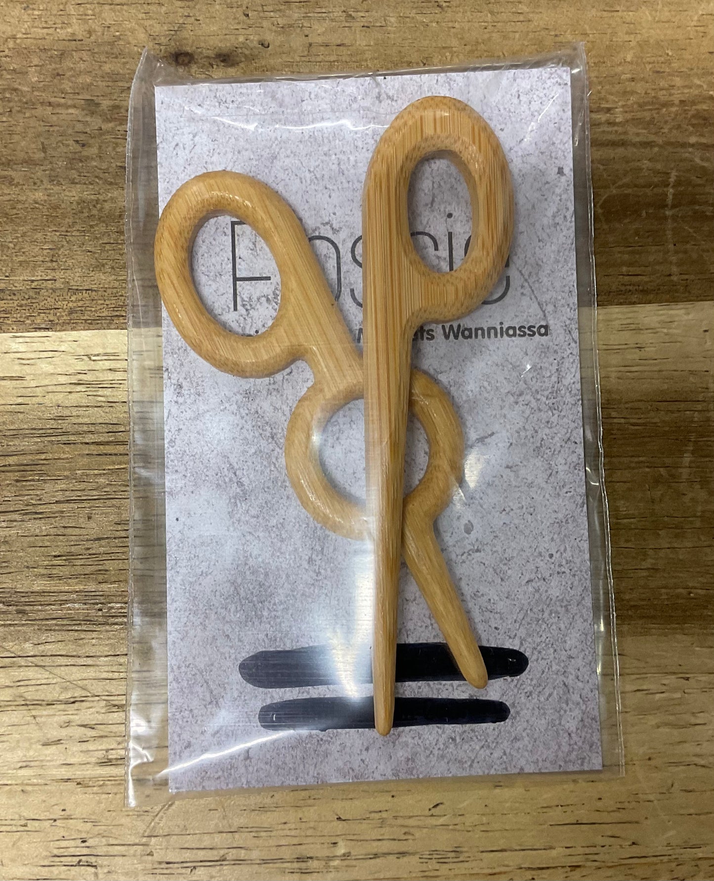 Shawl Pin - Scissors