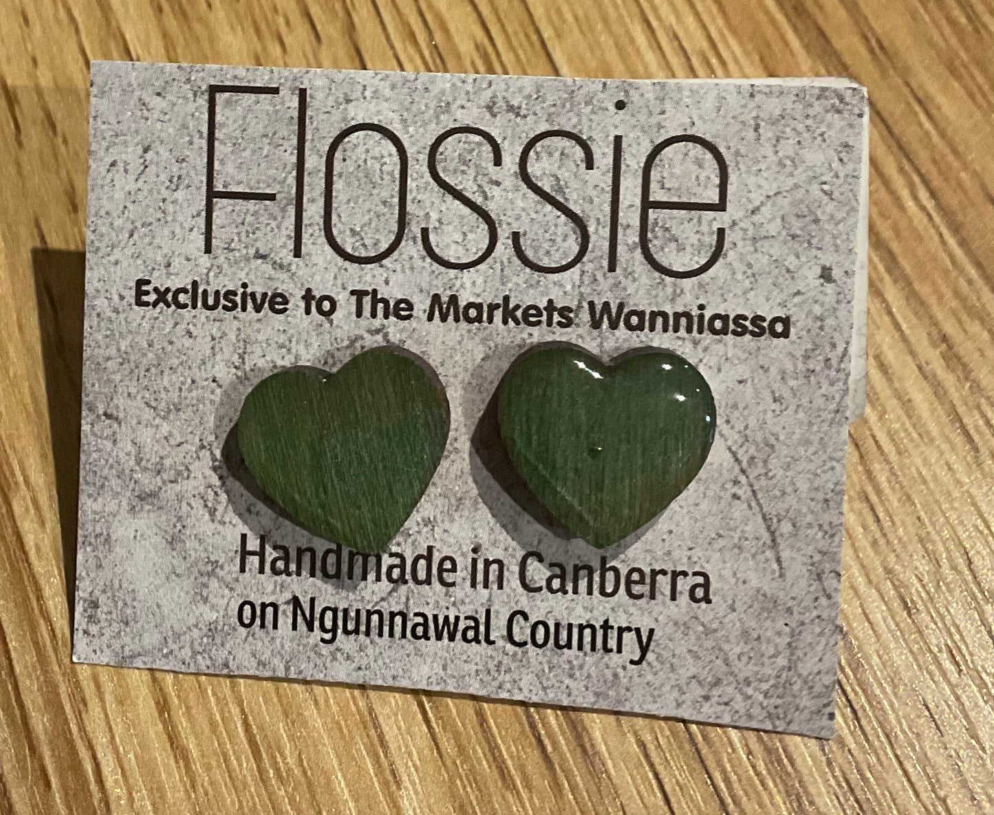 *Earrings Resin Hearts Green