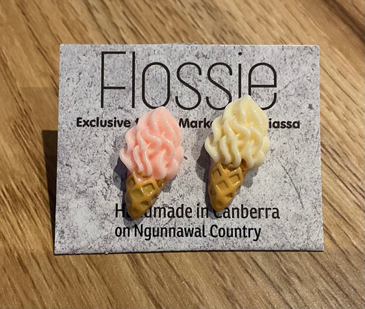 *Earrings Pink/Vanilla Icecream Cones Studs