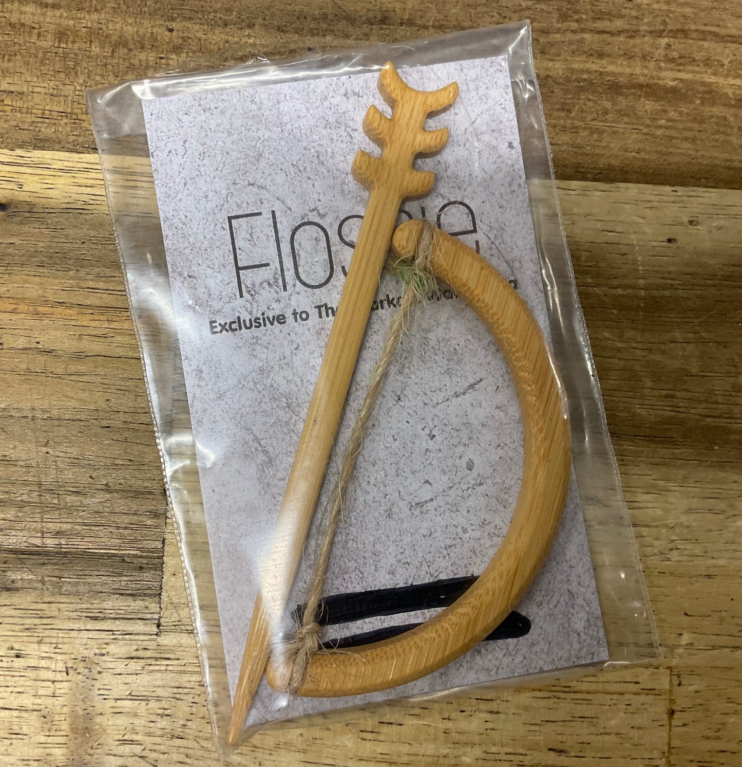 Shawl Pin - Arrow