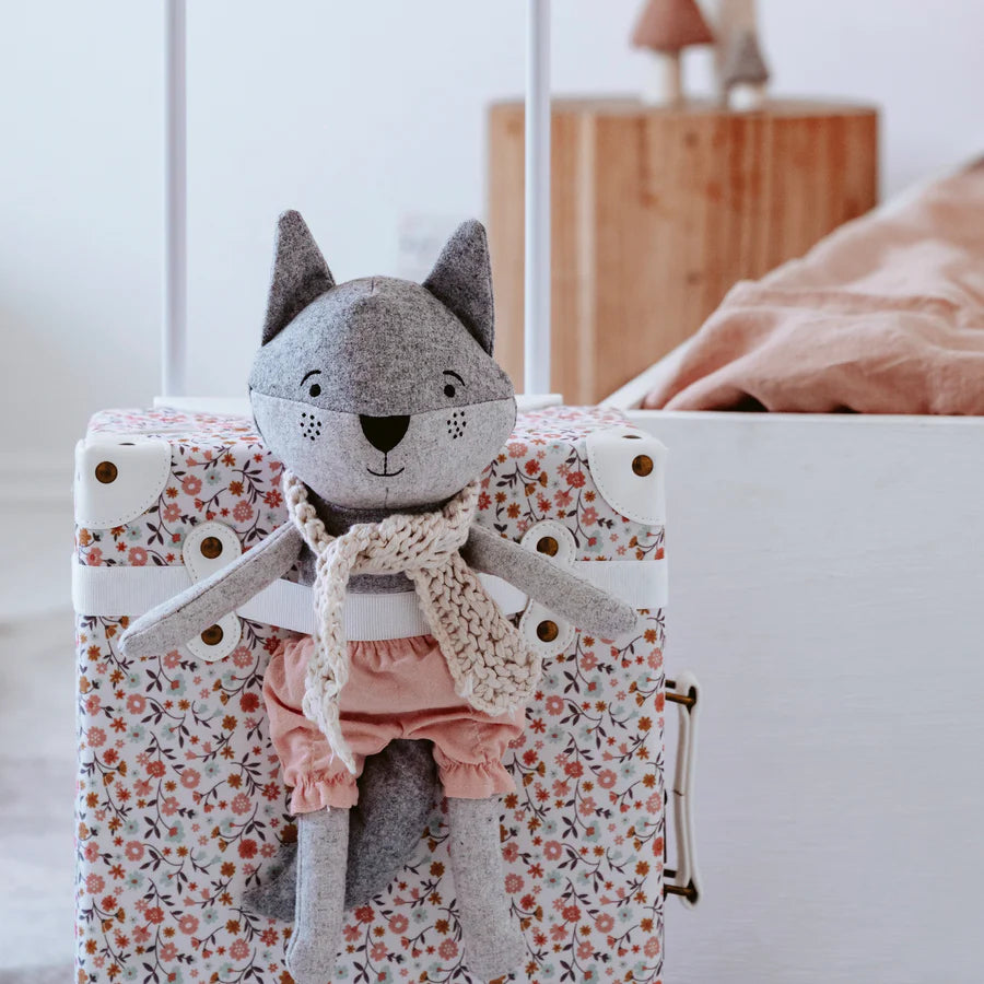 Maisie Raccoon