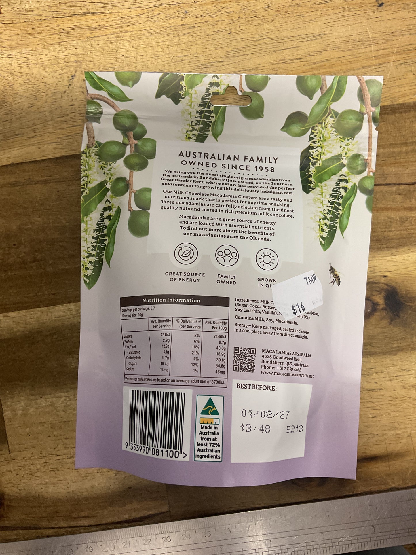 Milk Chocolate Macadamia Clusters