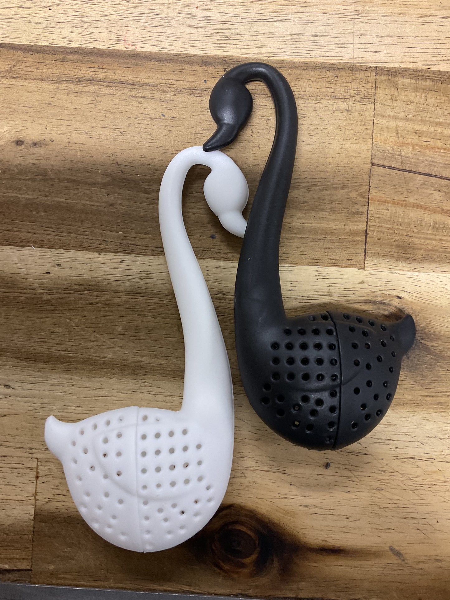 Loose Leaf Tea Strainer - Swans