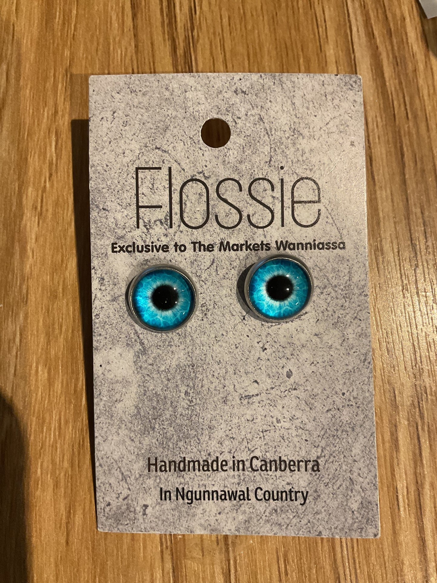 *Earrings Creepy Eye Studs