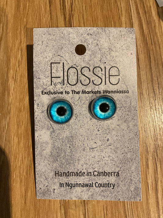 *Earrings Creepy Eye Studs