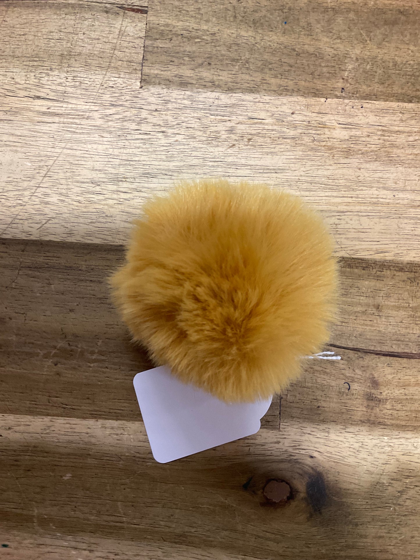 Pom Poms Faux Fur