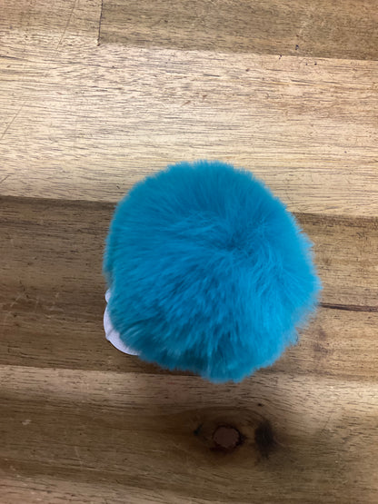 *Pom Poms Faux Fur