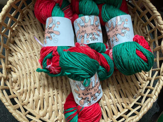 Mrs Market's Peppilicious 8ply Christmas Combo