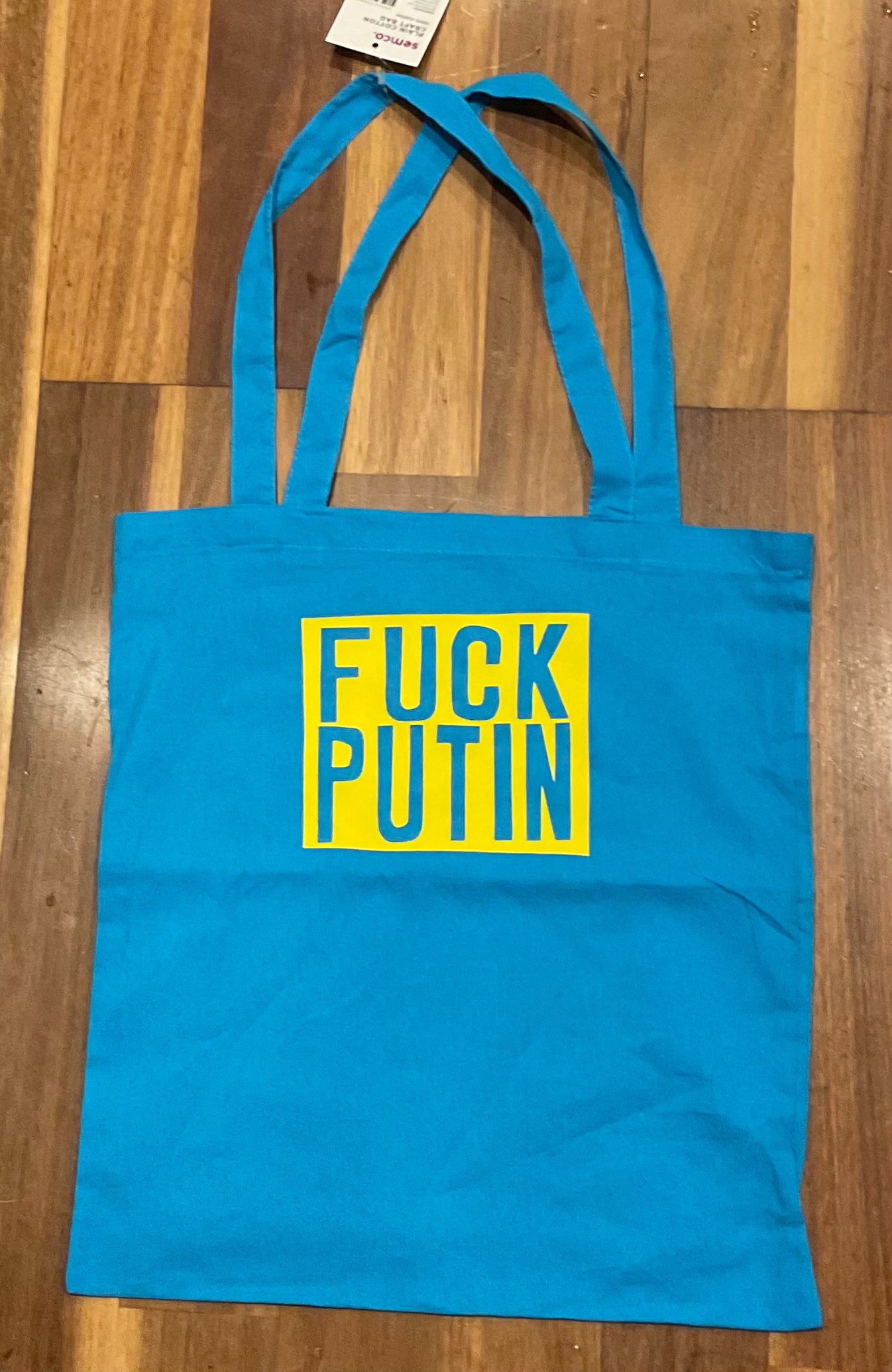 Putin Tote Medium