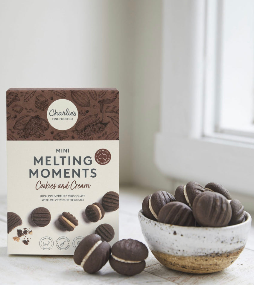 Melting Moments Cookies and Cream 100g